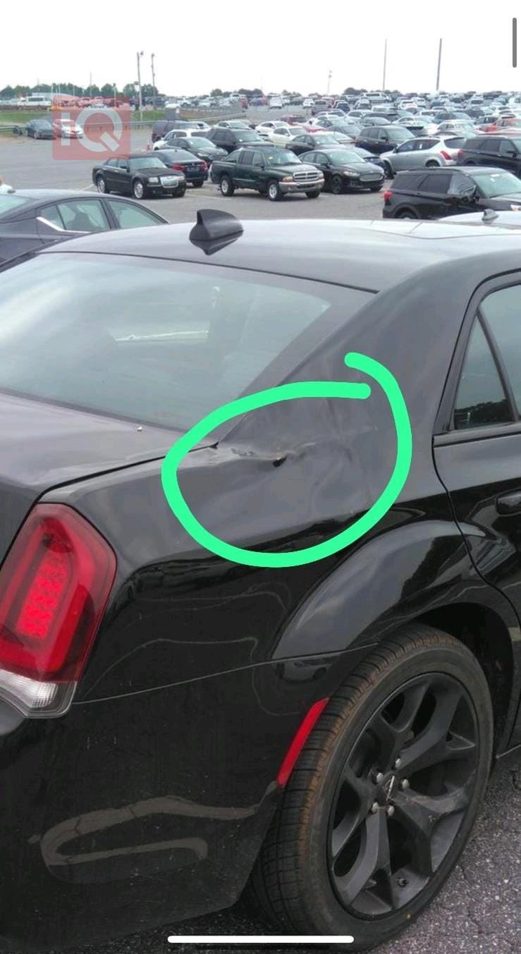 کرایسلەر 300